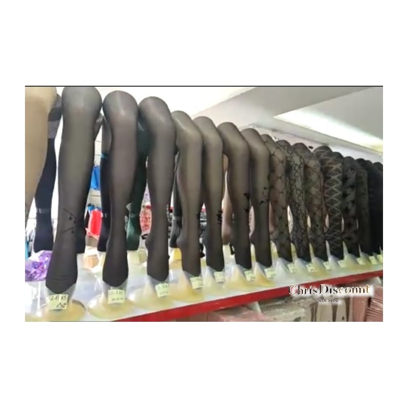 Lot de 300 Bas et Collants tendance