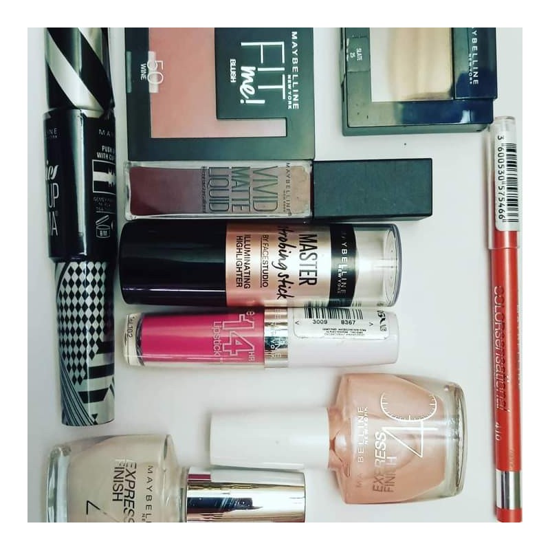 Lot de 10 cosmétiques de marques