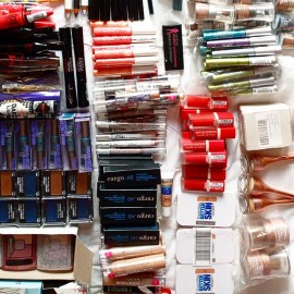 Lot de 5000 pieces de cosmétiques de marques